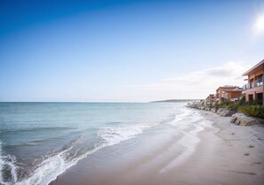 Beach - Beach front large estate  (Malibu)