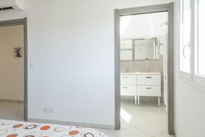 3 Schlafzimmer, Bügeleisen/Bügelbrett, WLAN, Bettwäsche