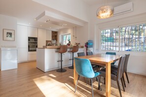 Dining - AXARQUÍA - Wonderful country house with above ground pool and Free WiFi (Málaga)