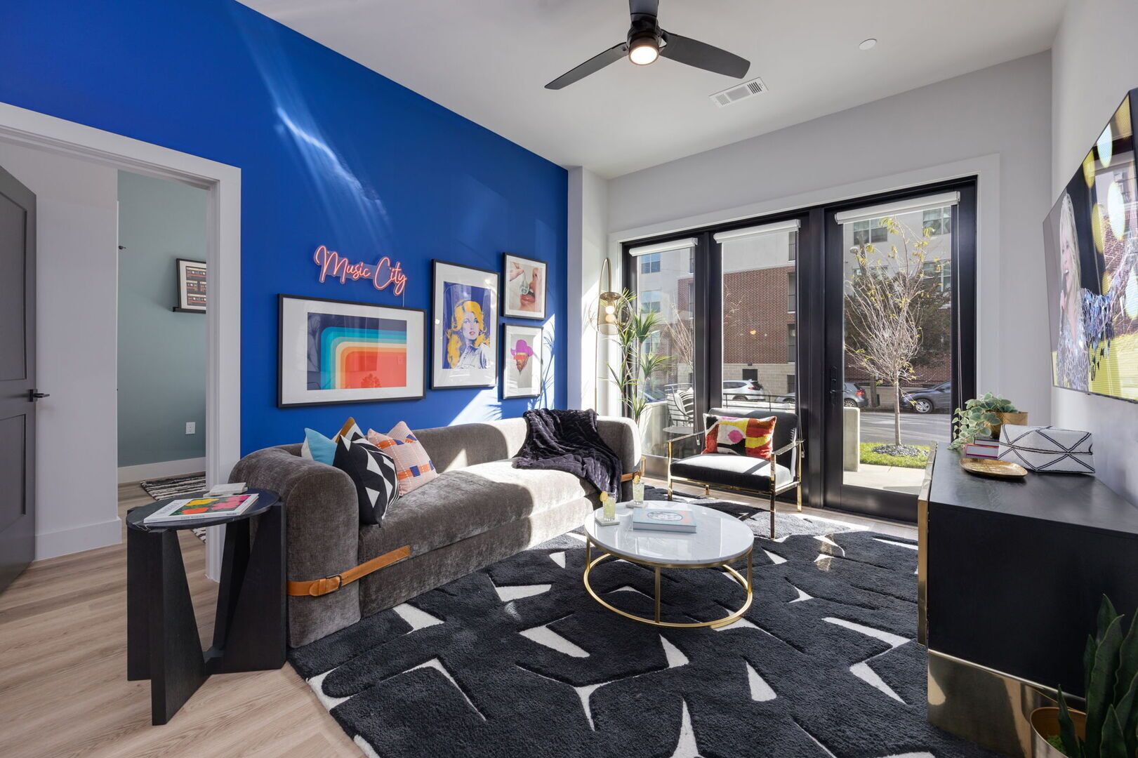 Chorus - 2 Unit Odyssey Combo - Heart of Midtown
