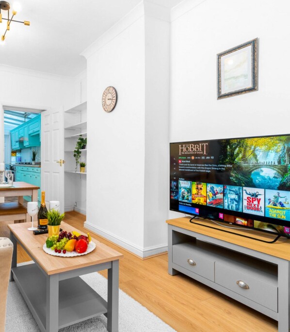 3 bedrooms, Internet - Pretty House in Popular Harborne (Birmingham)