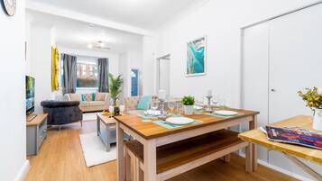 House | 3 bedrooms, Internet