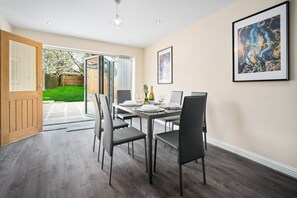 House - Deluxe House in Harborne (Birmingham)