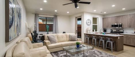 Smart TV, video games