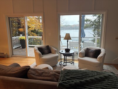 Modern 4BR Private Home Stunning Views to Celebrate Holidays - Dogs Welcome