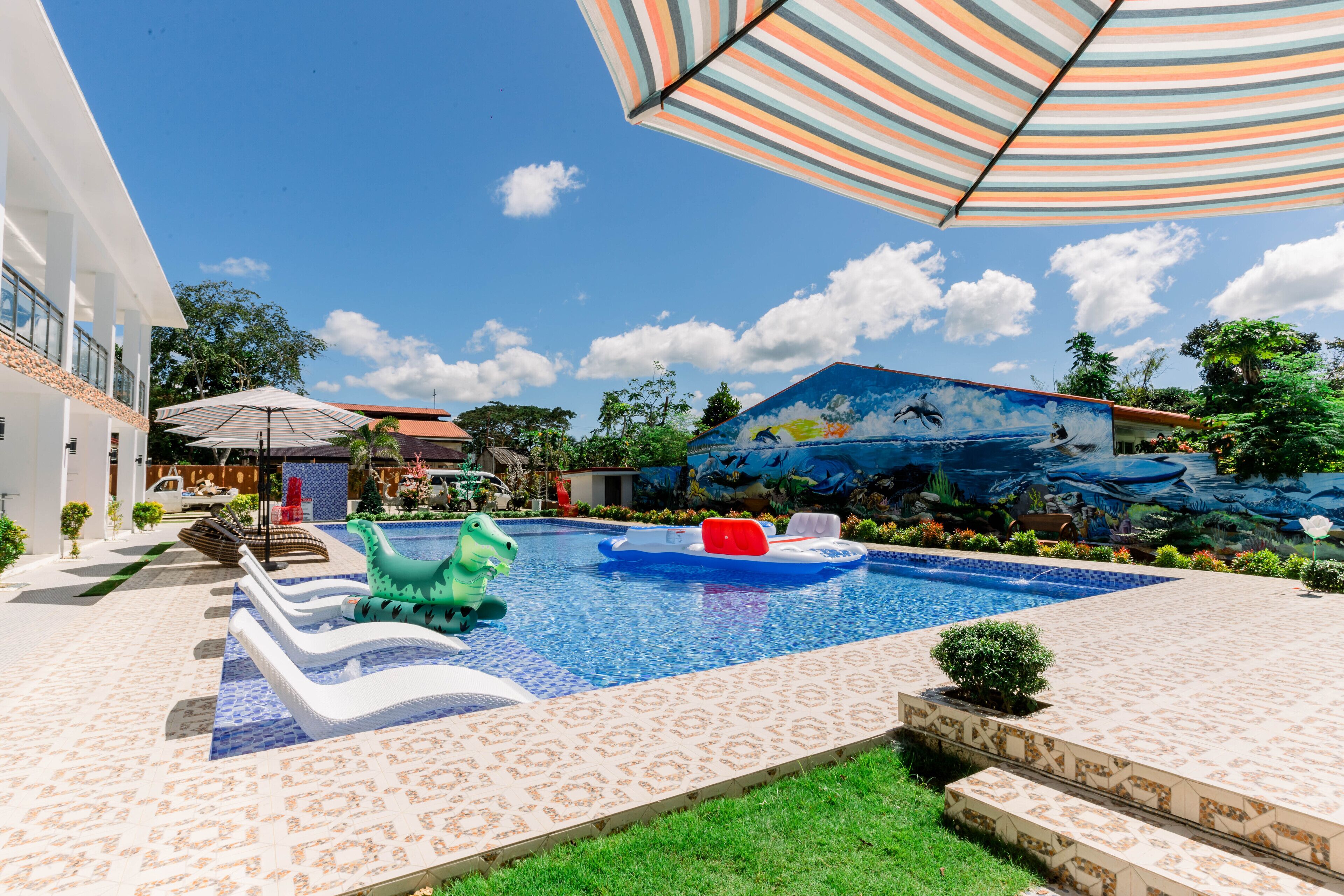 حمّام سباحة خارجي