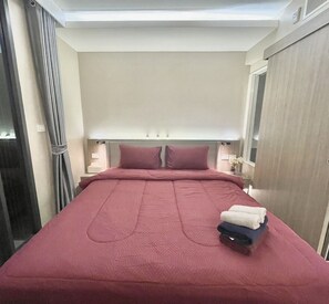 1 bedroom, iron/ironing board, WiFi, bed sheets