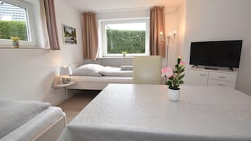 3 Schlafzimmer, Bügeleisen/Bügelbrett, WLAN, Bettwäsche