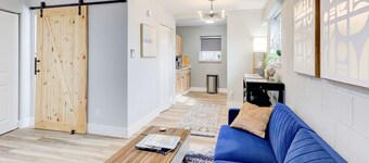 Modern Luxe Loft with King Bed, Free Parking & Wi-Fi