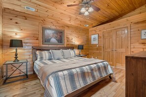 4 多间卧室、熨斗/熨衣板、旅行婴儿床、WiFi