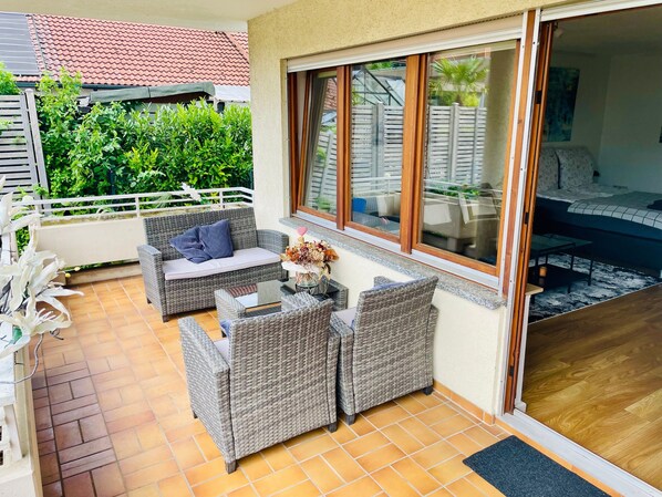 Terrace/patio - Apartment 'Relax Holidays' with Private Terrace and Wi-Fi (Rheinheim)