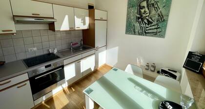 Ferienwohnung 'Relax Holidays' mit privater Terrasse und WLAN