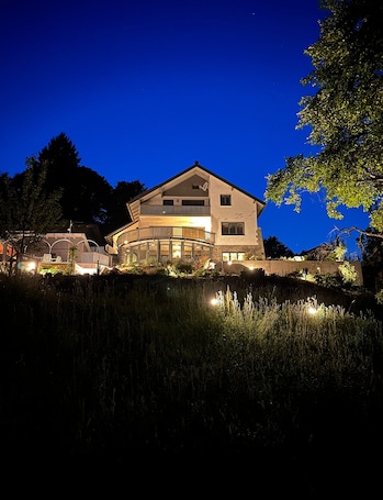 Exterior. Holiday Apartment "Auerer Retreat" with Mountain View, Private Balconies and Wi-Fi