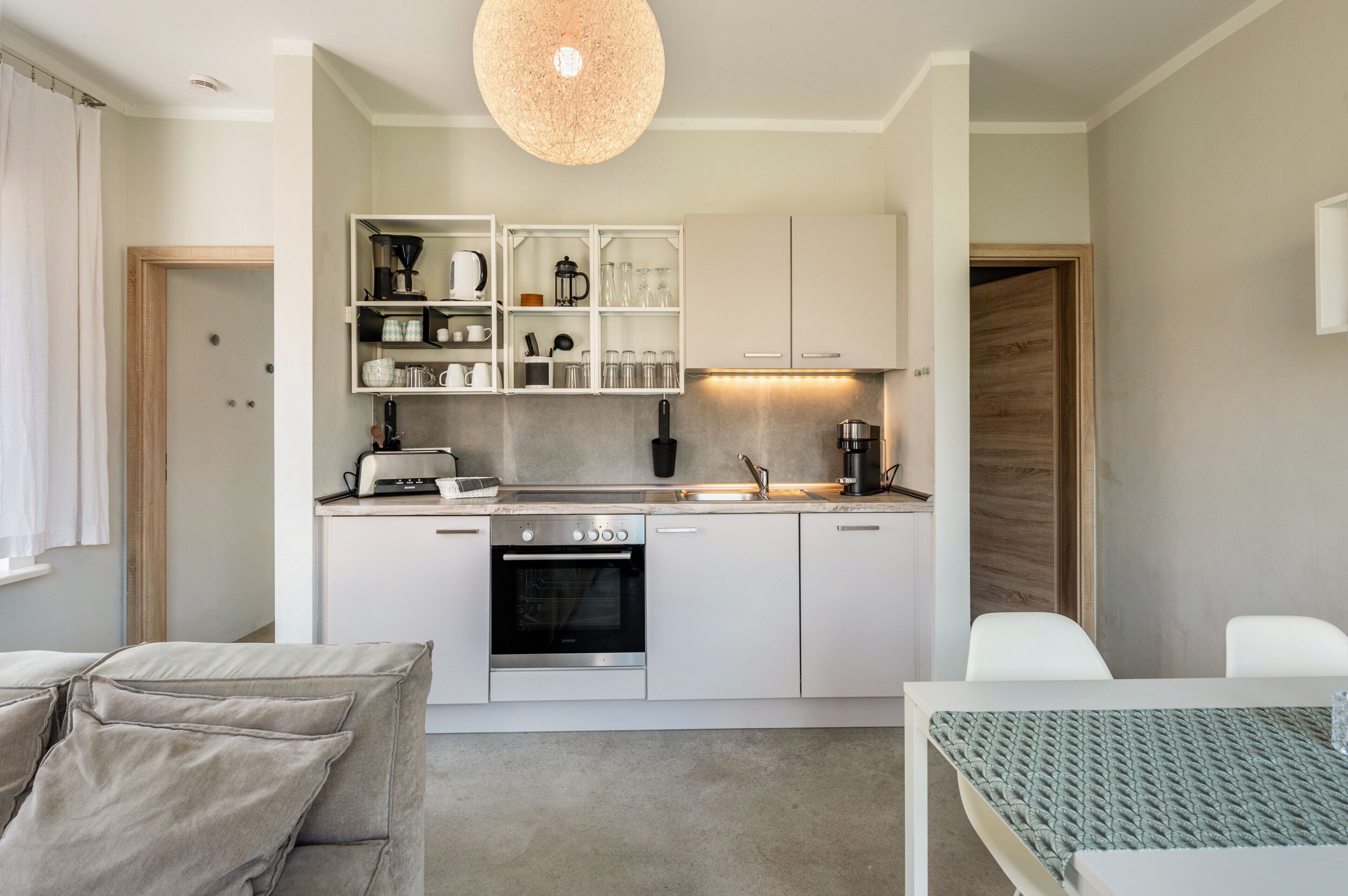 Kühlschrank, Ofen, Herdplatte, Geschirrspüler