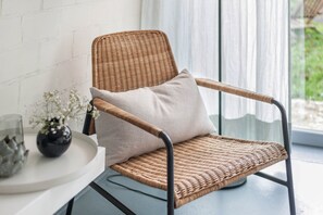 Interior - Holiday Apartment ZWEI at Hof Himmelgrün with Large Garden (Saal)