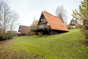 Exterior - Holiday Home "Amrhein" with Mountain View, Private Terrace & Wi-Fi (Siegsdorf)