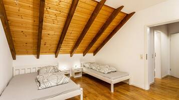 2 sovrum, strykjÀrn/strykbrÀda, gratis wi-fi och sÀngklÀder