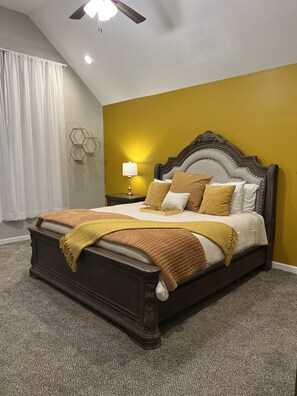 4 bedrooms, in-room safe, iron/ironing board, WiFi