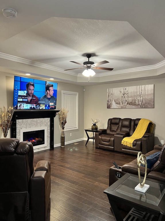 King Bed~family~large Groups~basketball~private Pool~jacuzzi Tub~game Room - Clarksville, TN