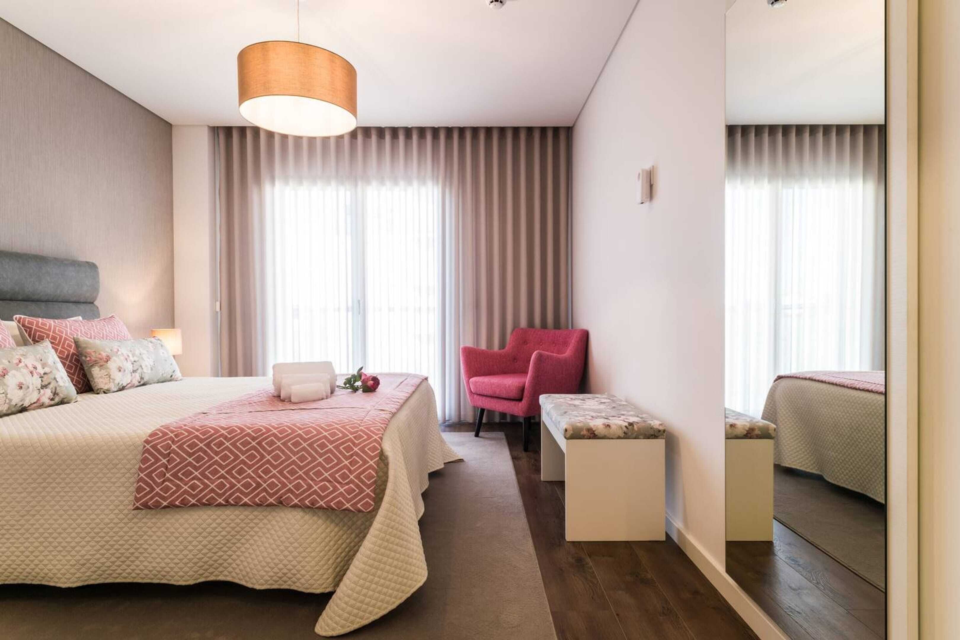 Homerez - Spacious apartement for 6 ppl. at Fátima