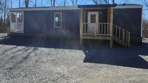 Exterior - Cozy cottage w/1 bedroom, WiFi, AC in tranquil Springville close to boat ramps (Springville)