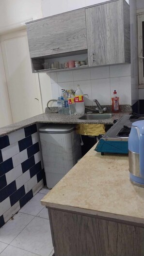 Private kitchen - Two Bedroom Apartment Hurghada, Downtown near Sherry St., Sheraton St., Marina (hurghada)