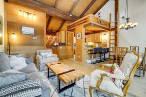 TV, fireplace, books - Northstar Resort Condo w/ Hot Tub, Shuttle Access! (Truckee)