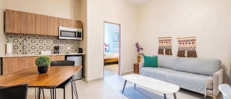 Televisión y oficina