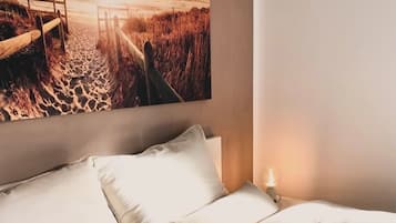 1 bedroom, free WiFi, bed sheets