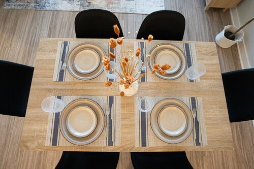 Elegant, Spacious Apt | Pool | Long Stays