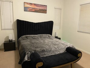 4 habitaciones, tabla de planchar con plancha y wifi gratis 