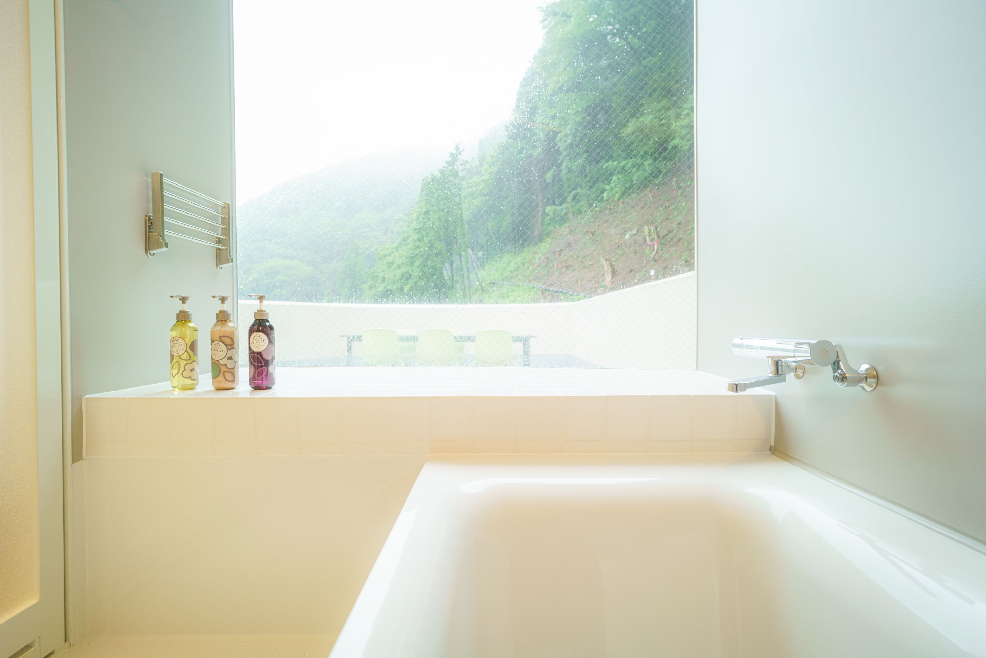 Premium Room, Mountain View | Desk, laptop workspace, free WiFi, bed sheets