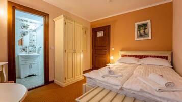 In-room safe, desk, soundproofing, iron/ironing board