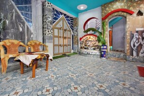 Concierge desk - MMM Homestay & Rentals (Dehradun)