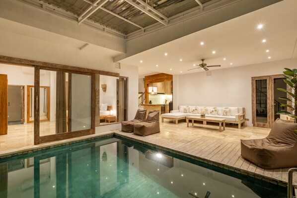 Exterior - 3BR Villa Embracing Homely Vibes (Kerobokan)