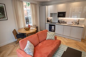 Smart TV - Modern stylish one bedroom apartment in Fitzrovia (Greater London)