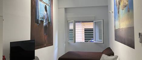 City-Apartment, barrierefrei, Nichtraucher | 1 Schlafzimmer, schallisolierte Zimmer, Bügeleisen/Bügelbrett