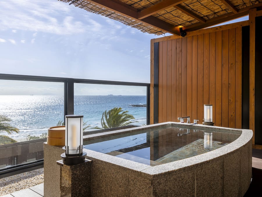 Presidential Twin Room, Ocean View | Bathroom | Separate tub and shower, towels
