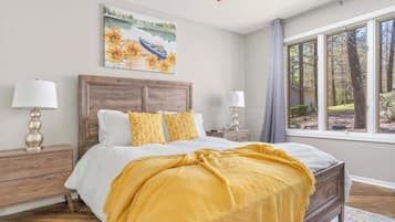 3 Schlafzimmer, Schreibtisch, Bügeleisen/Bügelbrett, Reisekinderbett