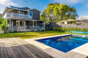 Piscine extérieure, piscine chauffée
