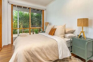 4 chambres, fer et planche à repasser, lit parapluie, Wi-Fi gratuit