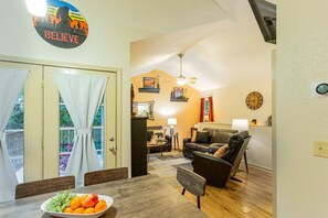 Interior - Sasquatch Lodges G  (Sleeps 13) (Gatlinburg)