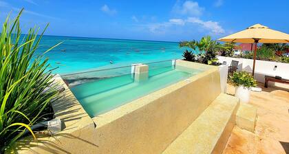 Aluna Beach Apartments