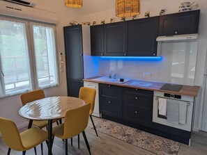 Fridge, microwave, dishwasher