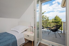 2 bedrooms, free WiFi, bed sheets