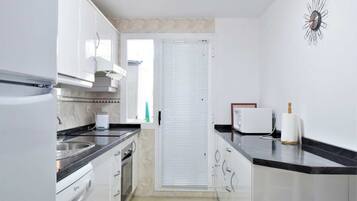 Frigorífic, microones, forn i rentaplats