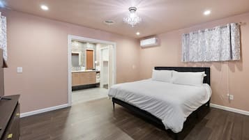 3 slaapkamers, een bureau, een strijkplank/strijkijzer, gratis wifi
