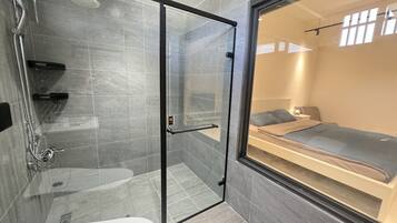 Comfort Tek Büyük Yataklı Oda, 1 Yatak Odası, Dağ Manzaralı | Banyo