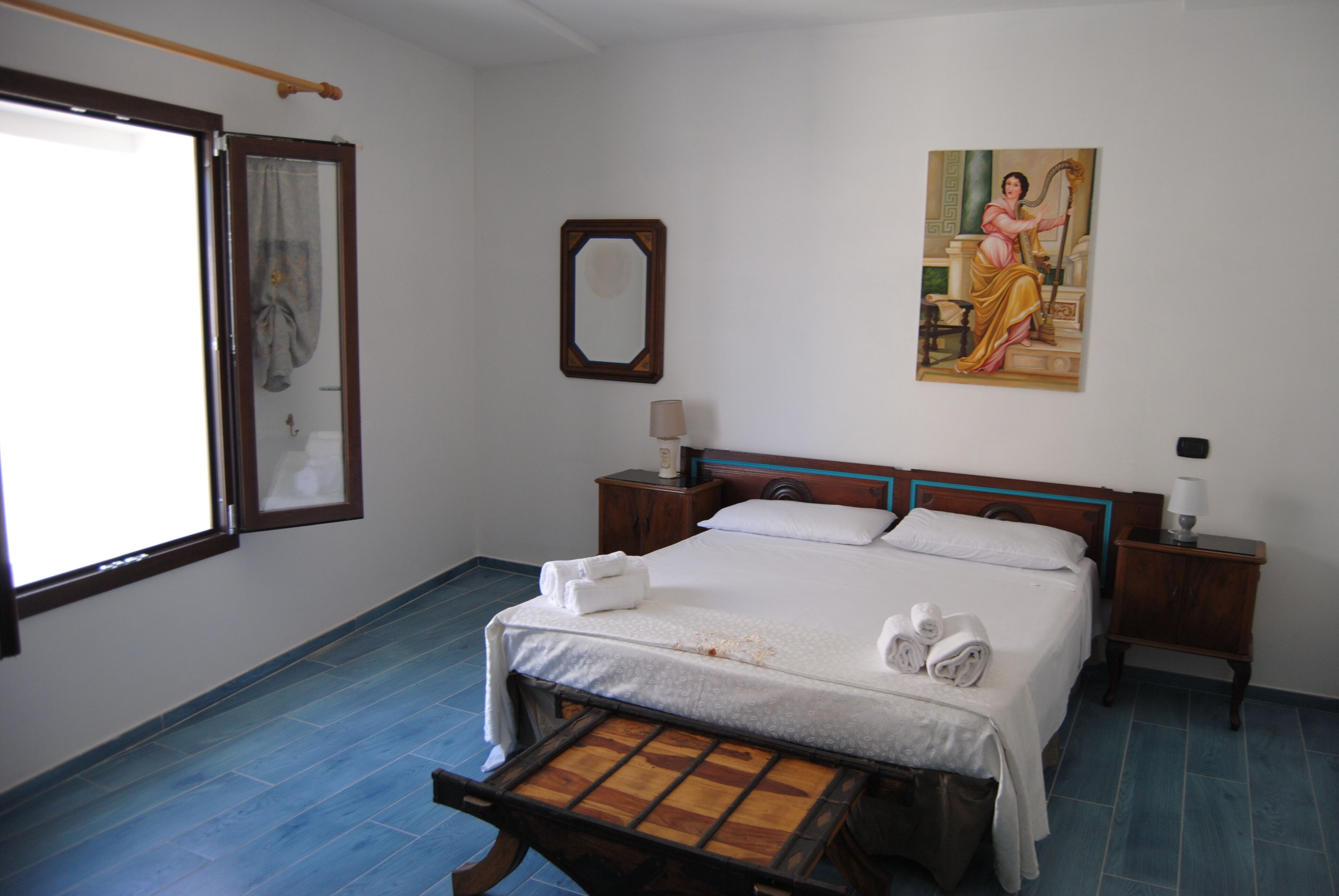 7 Schlafzimmer, Schreibtisch, Bügeleisen/Bügelbrett, WLAN