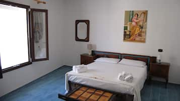 7 Schlafzimmer, Schreibtisch, Bügeleisen/Bügelbrett, WLAN